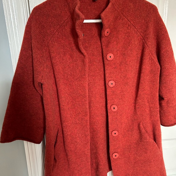 Eileen Fisher cardigan, large snap closure, elbow length sleeves - Picture 6 of 7
